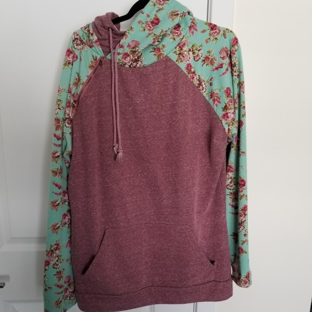 Ampersand Avenue Double hood - Floral Sleeves